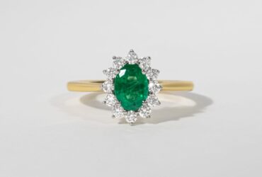 Green Diamond Ring: A Symbol of Elegance And Distinctiveness