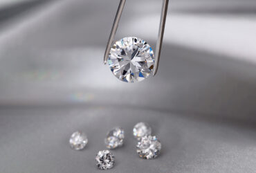 Lab-Grown Diamonds: Perfecting the Sparkle Without Compromise